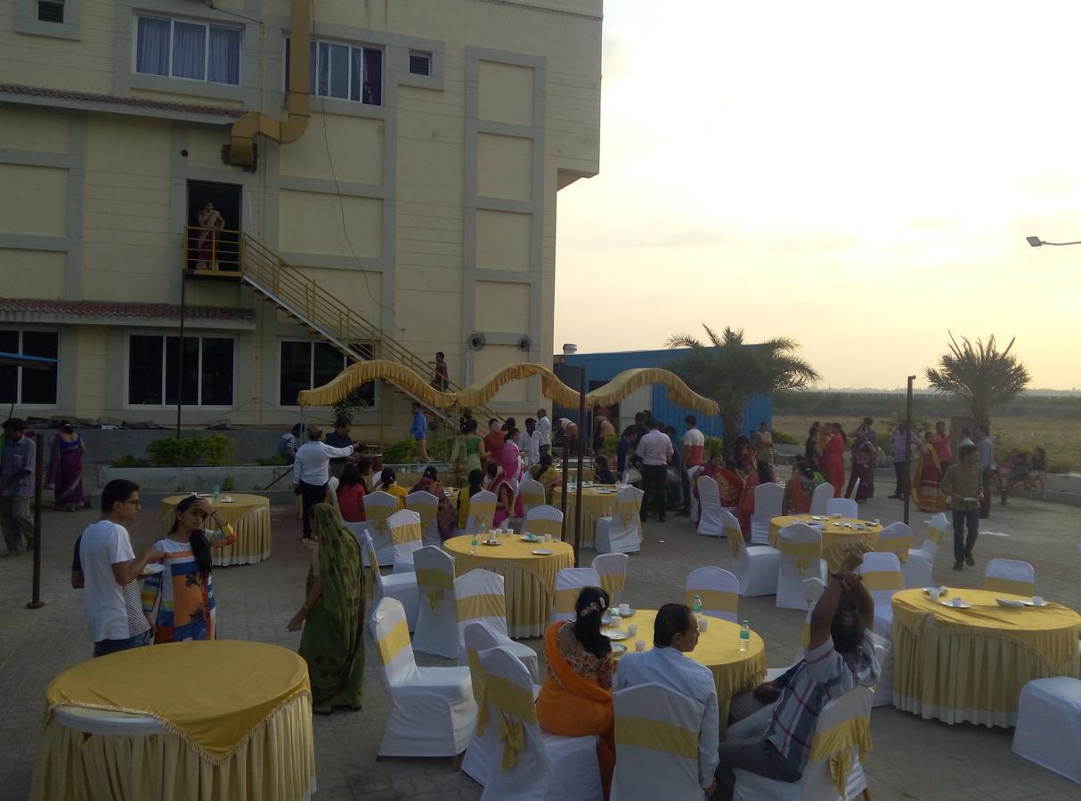 شيناي Orchid Resorts Ecr المظهر الخارجي الصورة