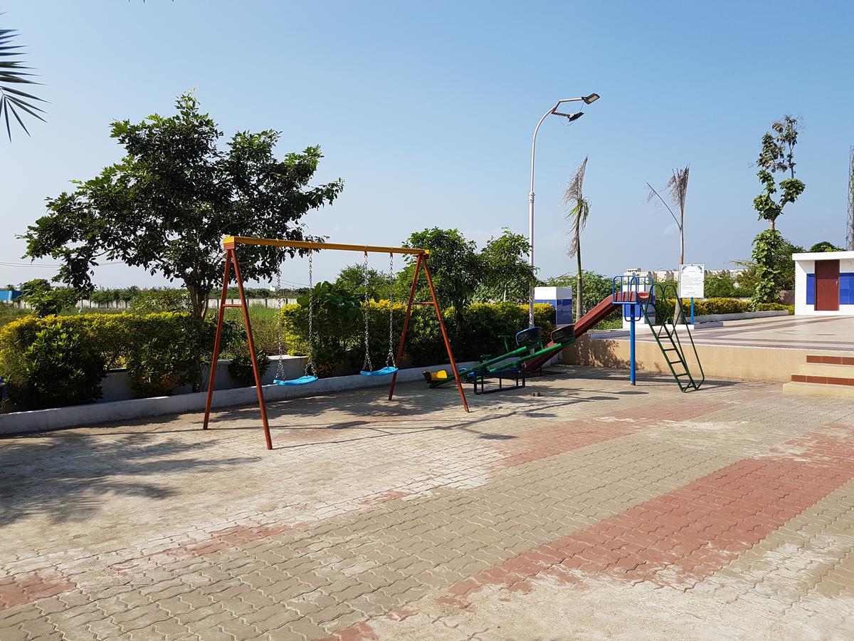 شيناي Orchid Resorts Ecr المظهر الخارجي الصورة